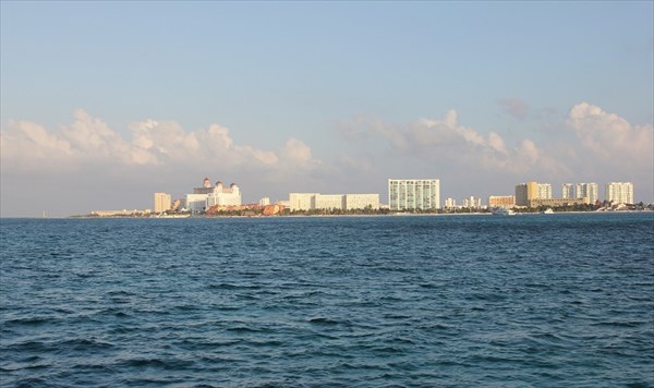 072-Канкун с моря